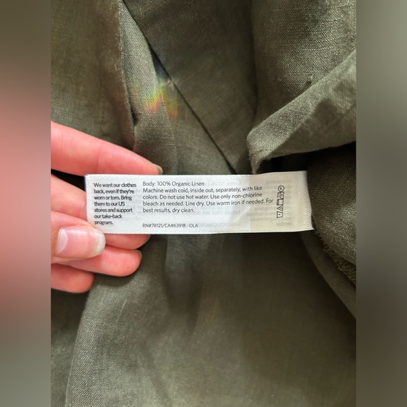 Eileen Fisher Handkerchief Linen Classic Collared Shirt - Picture 16 of 16